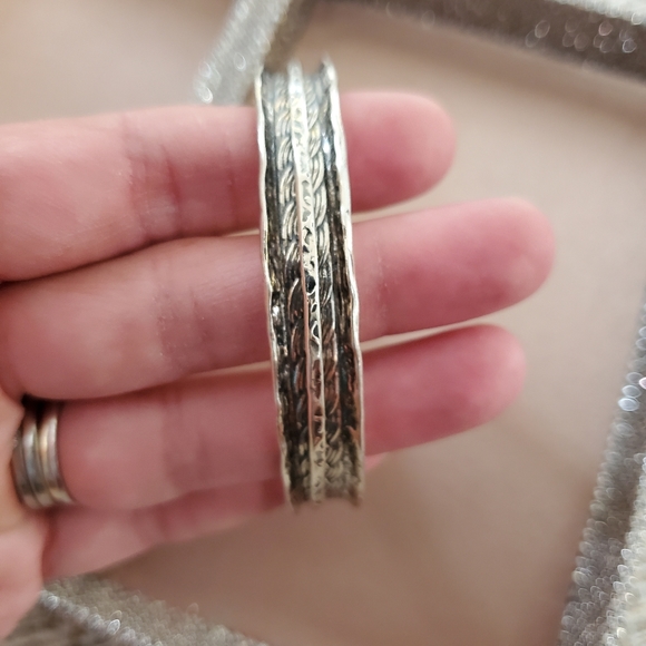 Isreal Sterling Silver Bangle - Picture 4 of 8